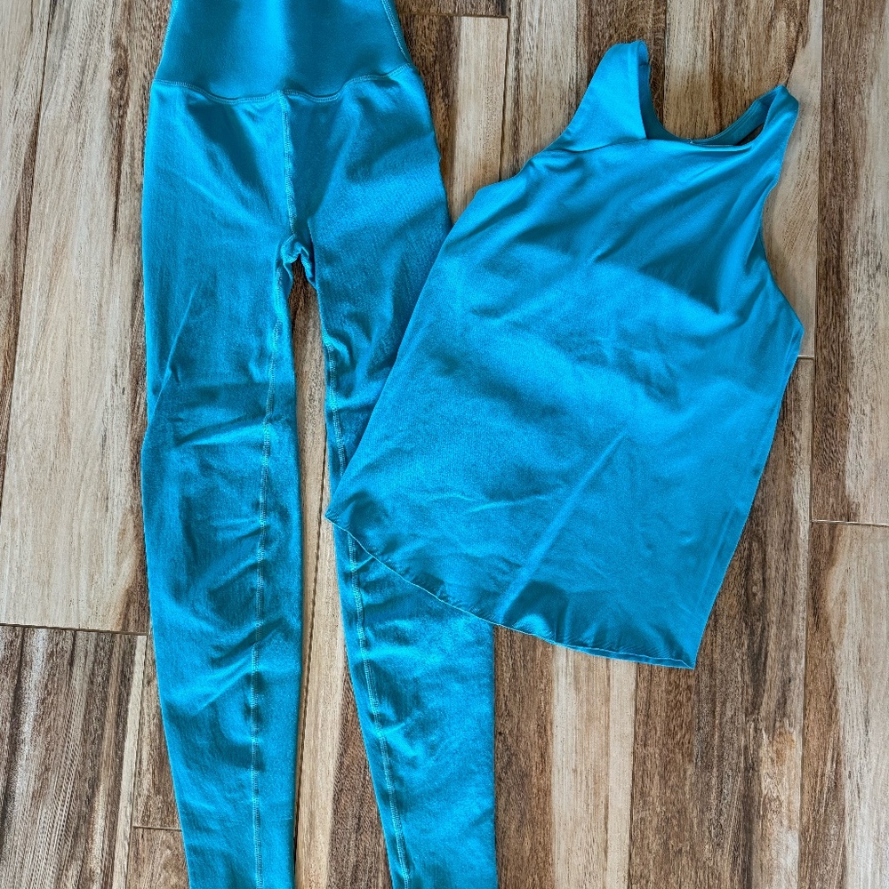 Fabletics Set - image 1